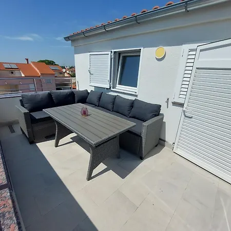Apartment Nella *