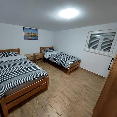 Apartment Nella Biograd Na Moru