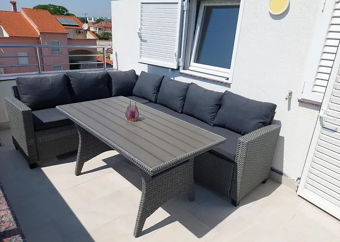 アパート Nella *